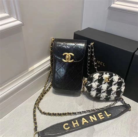 chanel makeup vip gift bag|Chanel vintage vip gift.